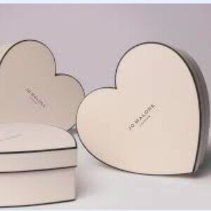 Jo Malone Heart Gift box